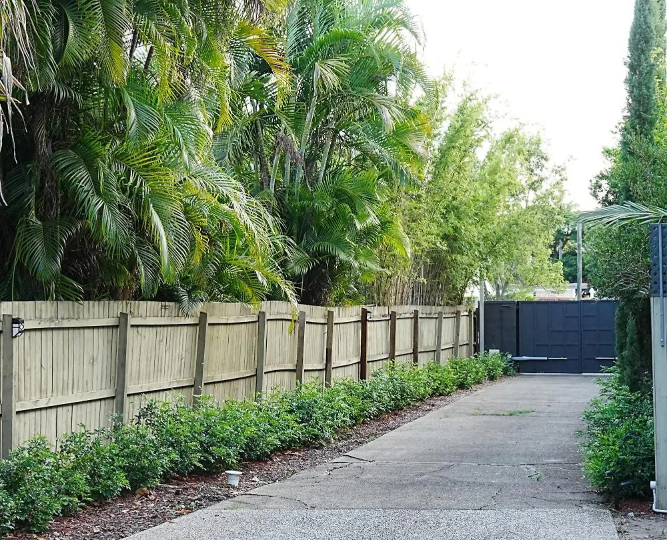 Spacious Waterfront Retreat In Broadbeach Waters Gold Coast 0*,  Australia