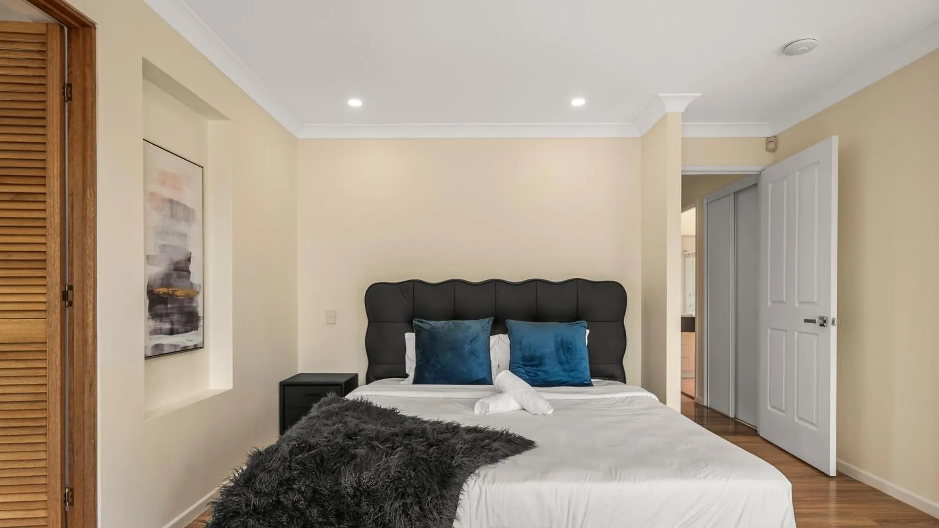 Holiday home Spacious Waterfront Retreat In Broadbeach Waters Gold Coast